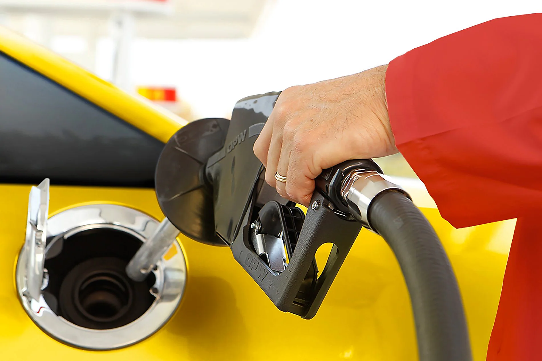 Benzin Ve Motorine Büyük Zam Geliyor