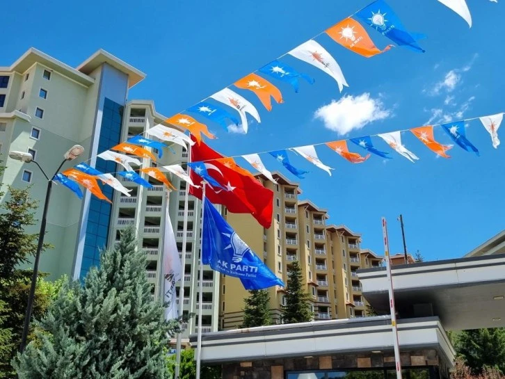 AK Parti'de Kamp Başladı 