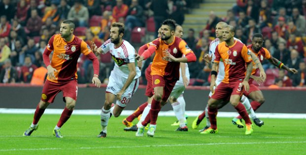 Yiğido, Yaralı Aslana Karşı