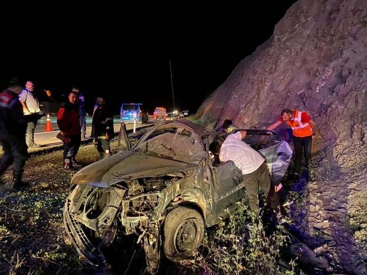 Araç Defalarca Takla Attı! Ölü ve Yaralılar Var! 