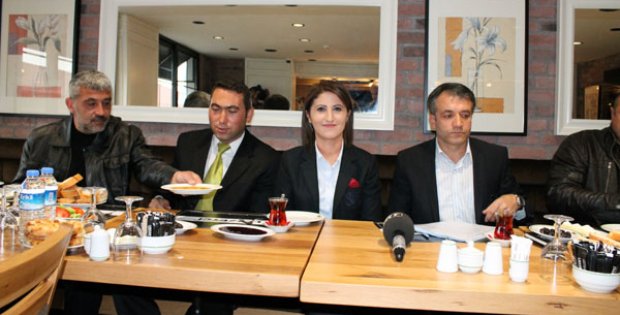 Merkez İlçeye İlk Aday