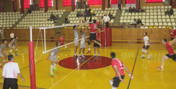 Voleybolcular Puansız Ayrıldı