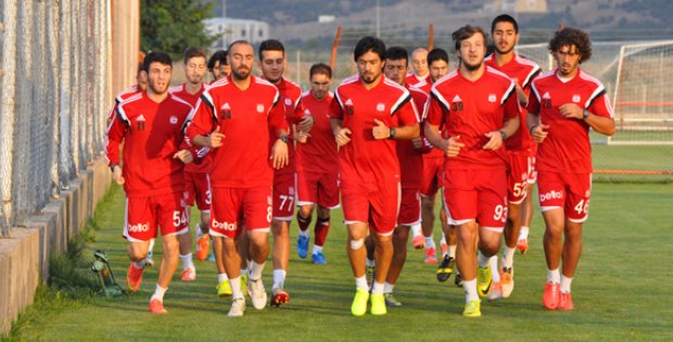 Hazırlıklar Devam Ediyor