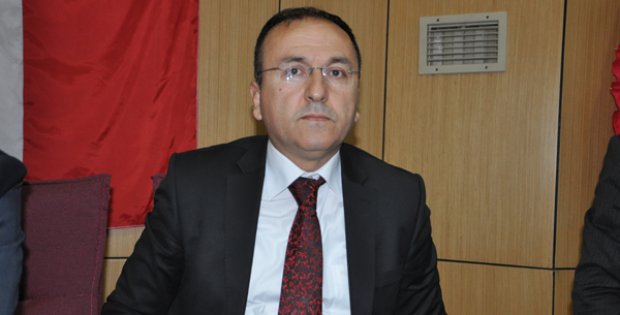 CARLOS´A GÜVENİYORUZ