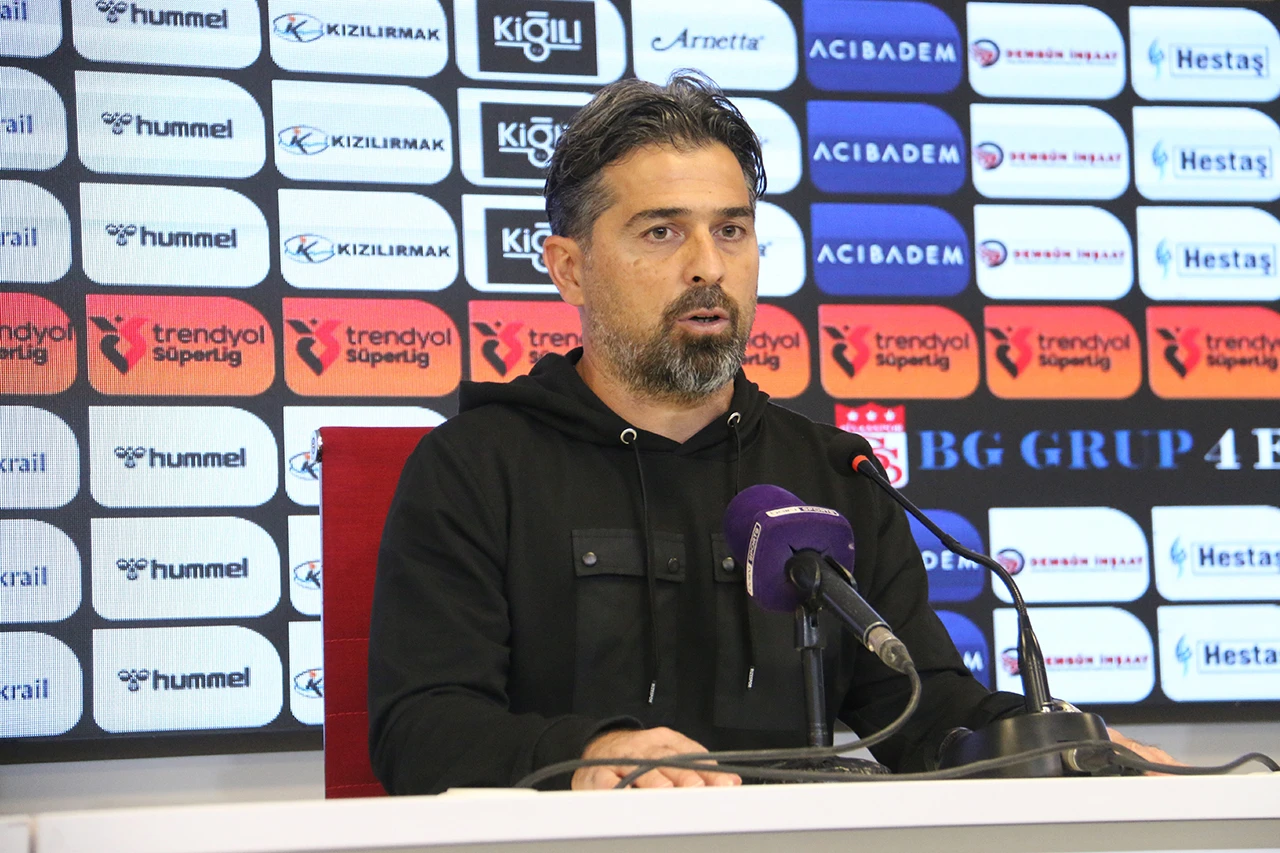 Sivasspor Maçının Ardından İlhan Palut: 'Kötü Bir Sonuç Aldık'
