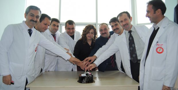 Öğrenci ve Velilerden Sürpriz Kutlama