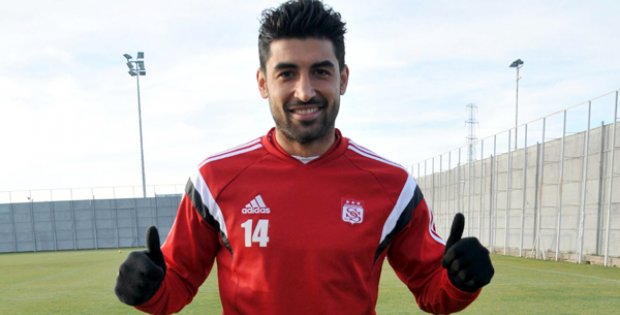 Aras´ın İlk Gol Sevinci