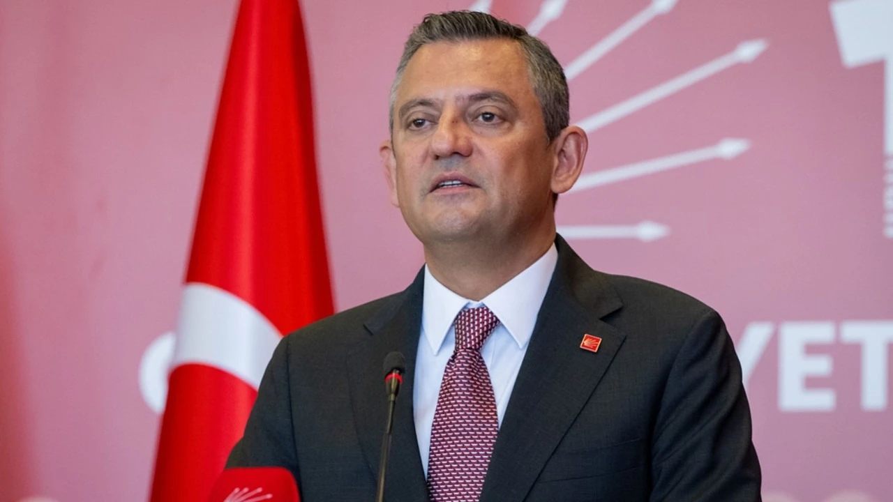Özgür Özel 'Adaylık' Tartışmalarına Son Noktayı Koydu! 