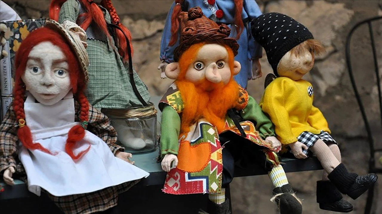 Kurgusal Karakterleri 'Art Doll' ile Gerçek Hayata Taşıyor