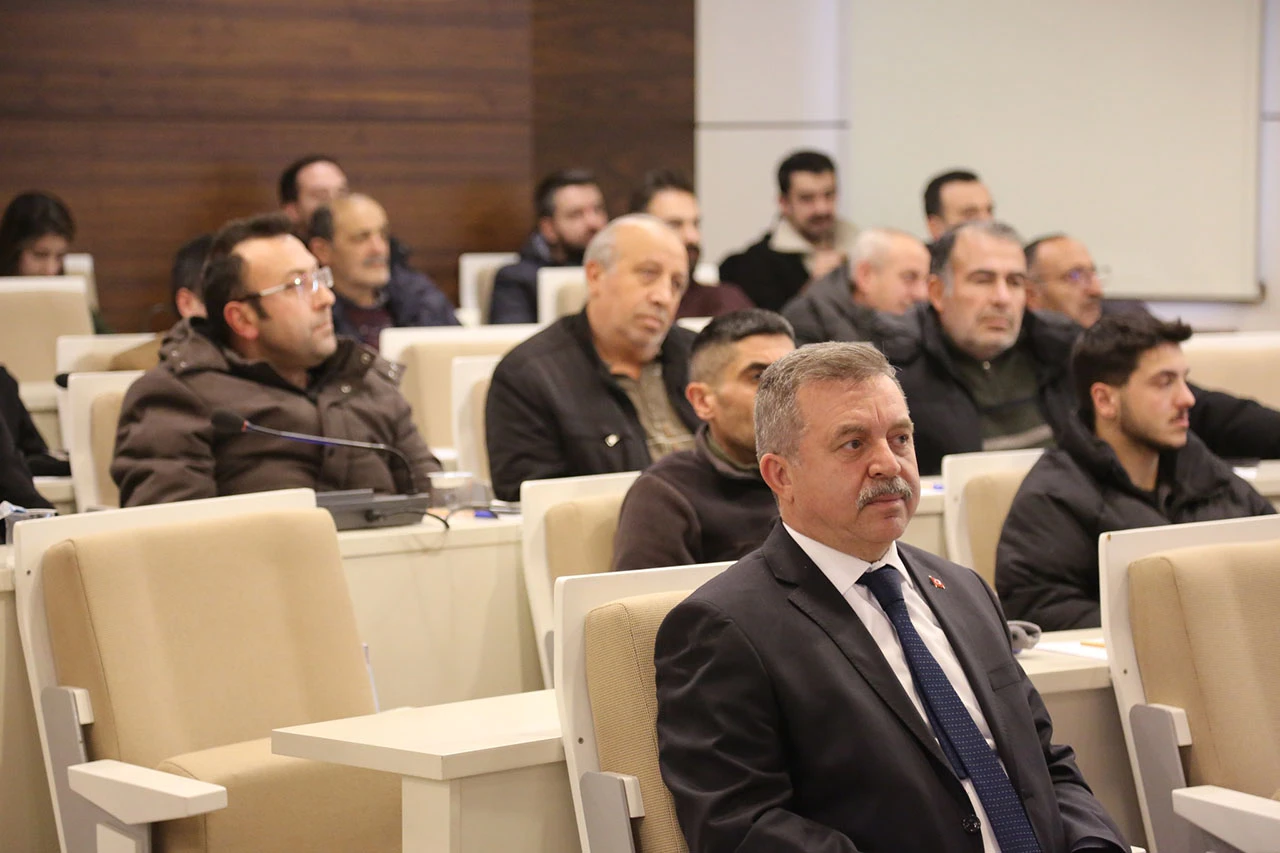 Sivas'ta Asansör Güvenliği Gündemde: Firmalar Yeni Düzenlemelerle Tanıştı