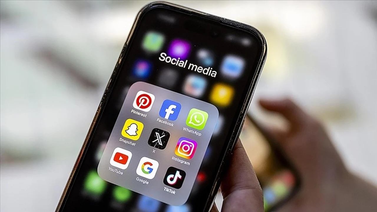 Bakanlıklarca  'Influencer'lara Eğitim Verilecek