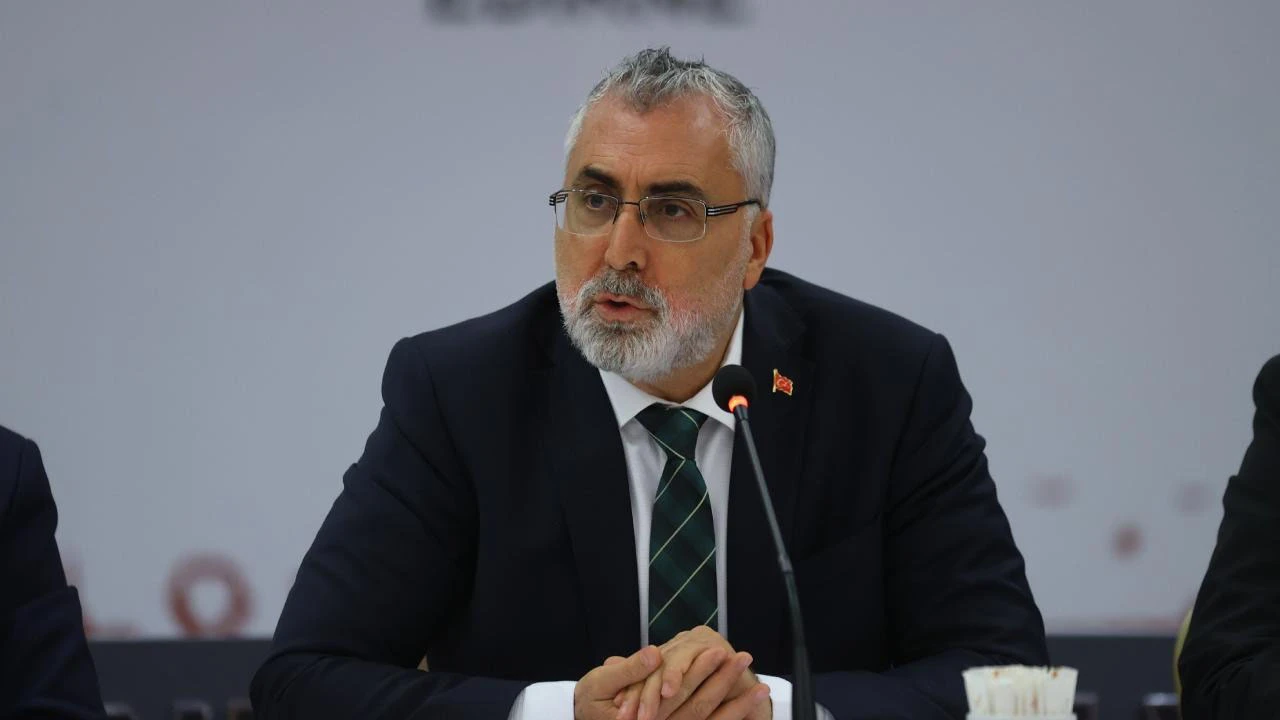 'Annelerin kayıtlı istihdama katılmasını destekliyoruz'