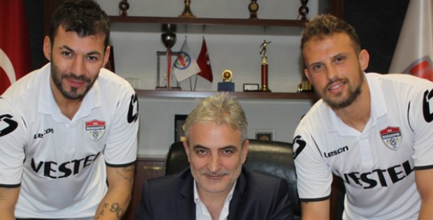 Sivas´ın Sol Bekini Manisa Kaptı!