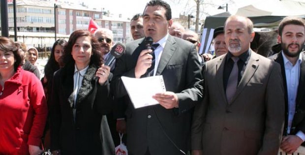 Onurla kutlayacağız