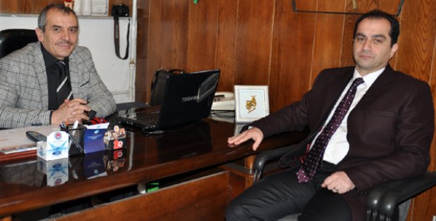 Sivas´ımıza Hizmet Edeni Başımızın Üstüne Koymalıyız