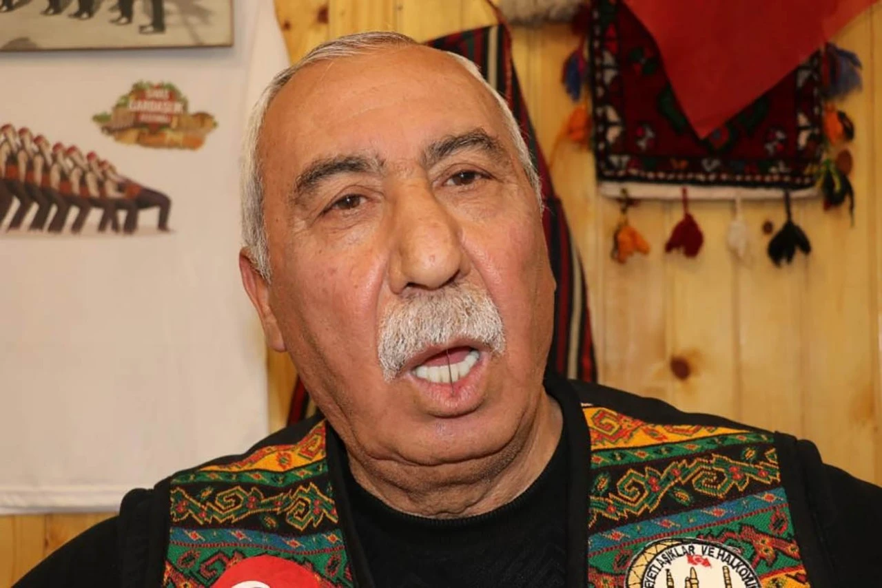 Sivas'ta Âşıkların 'İğneli' Atışması