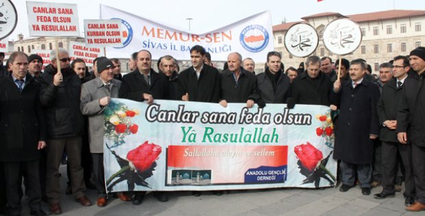 STK´lardan İslam´a Yapılan Saldırılara Tepki