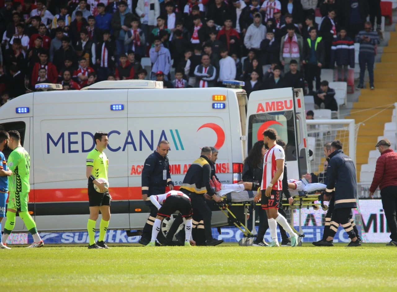 Sivasspor’da Bir Sakatlık Daha! 