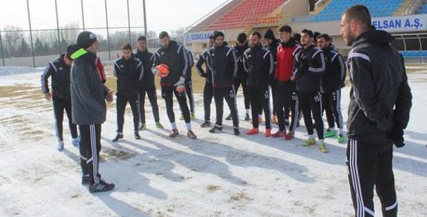 Galibiyetle Başlamak İstiyoruz