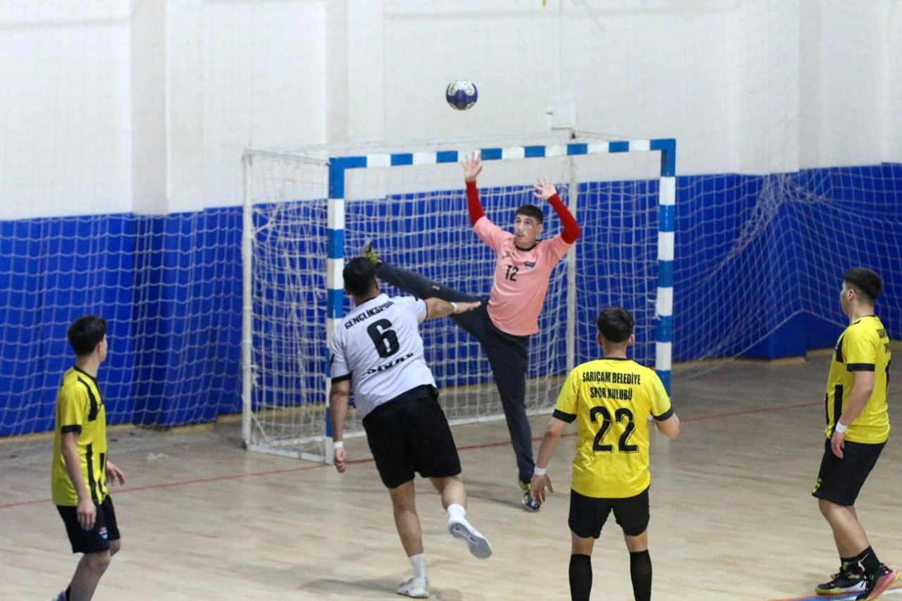 Sivas Gençlikspor, hentbolda farklı kazandı