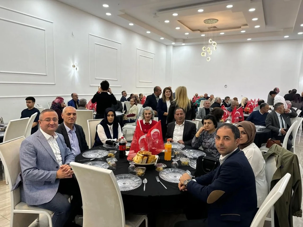 CHP Sivas'tan 'birlik' iftarı 