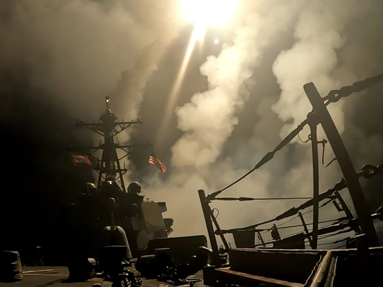 ABD Yemen'i bombaladı, ölü sayısı 53!