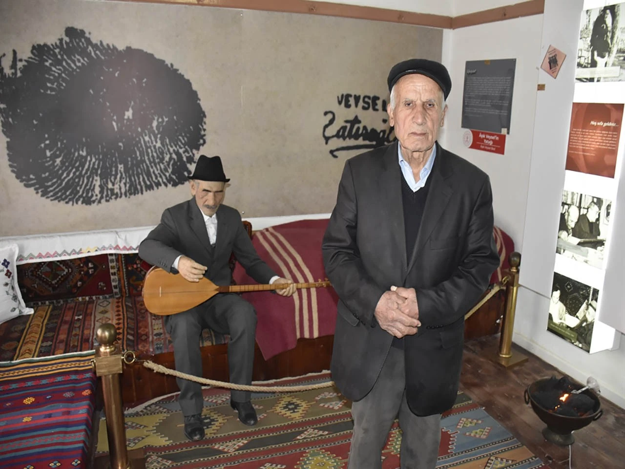  Aşık Veysel'in Bilinmeyenlerini Anlattı: 'Konuşursan Cevap Verirdi'