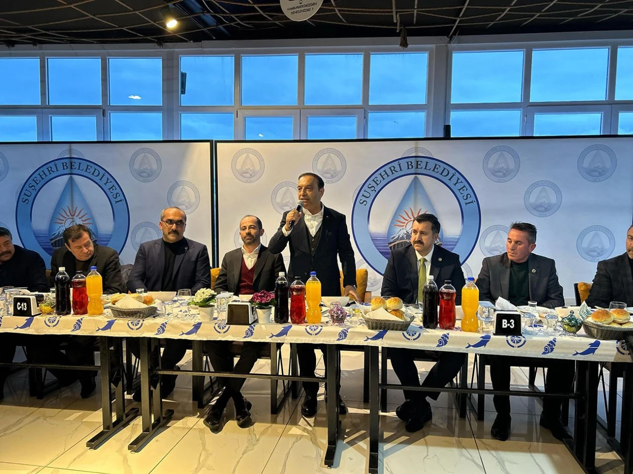 MHP Sivas Milletvekili Özyürek, Suşehri'nde iftar programına katıldı
