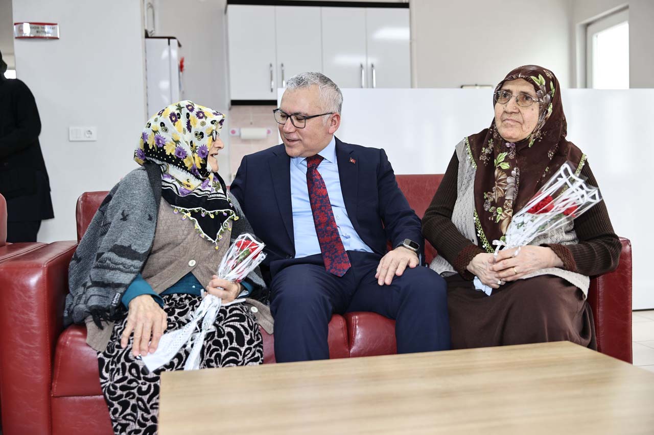 Sivas Protokolü, Ulu Çınarlarımızla Bayramlaştı