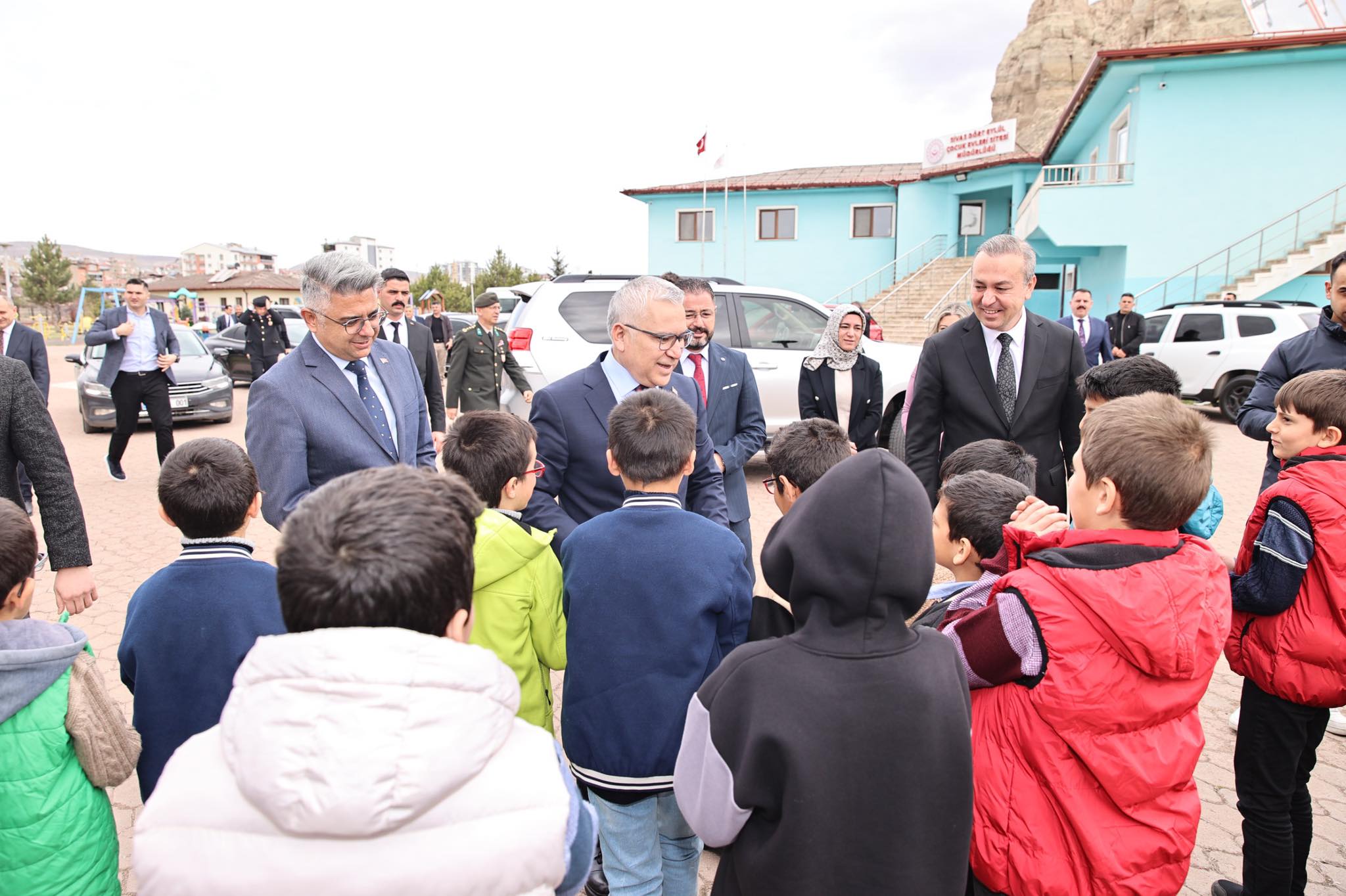 Sivas Valisi Şimşek'ten Bayram Ziyareti