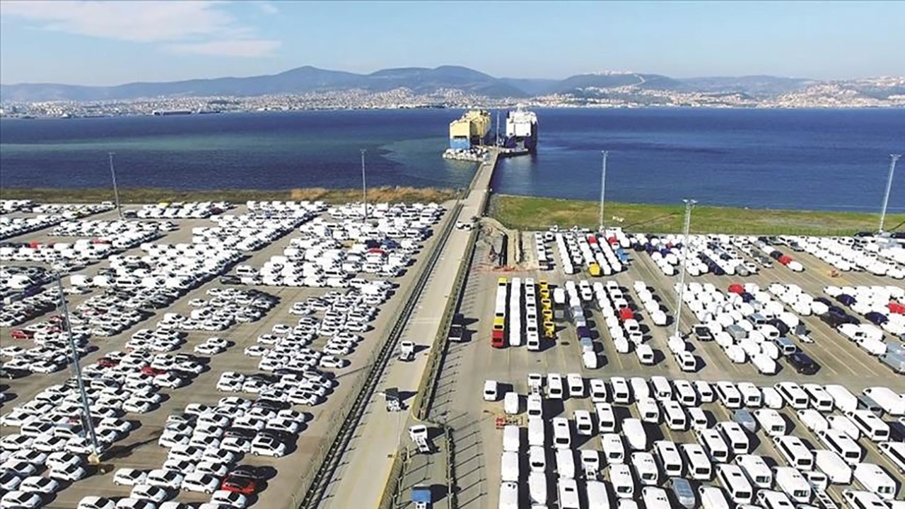 Otomotiv sektörü Mart'ta zirvede