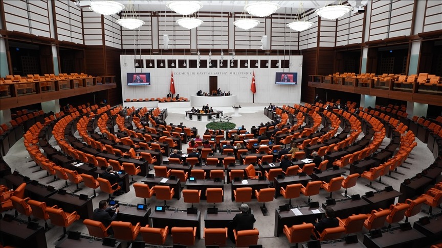 Emekli ve asgari ücretlinin maaşına zam mı yapılacak?
