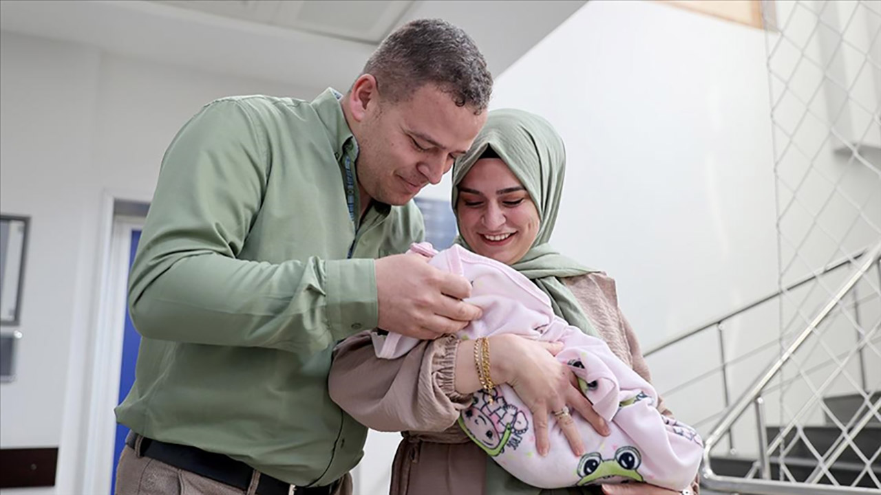 İç Organları Dışarıda Doğmuştu! Sağlığına Kavuştu