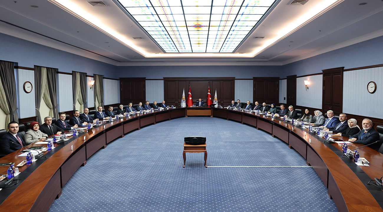 AK Parti'de MYK toplandı