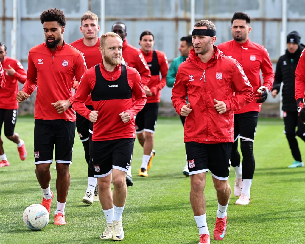 Sivasspor'da Fenerbahçe hazırlıkları başladı