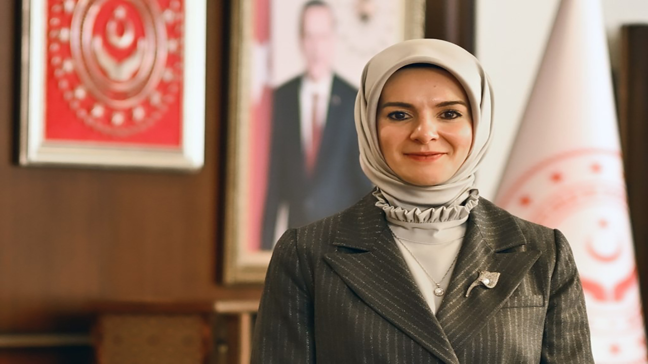 Bakan Göktaş duyurdu: Doğum yardımı başvuruları başladı