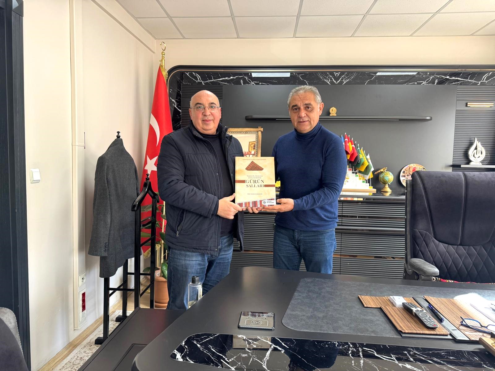 Yazar Çakmak'ın 2 yıllık emeği: Gürün Şalları!
