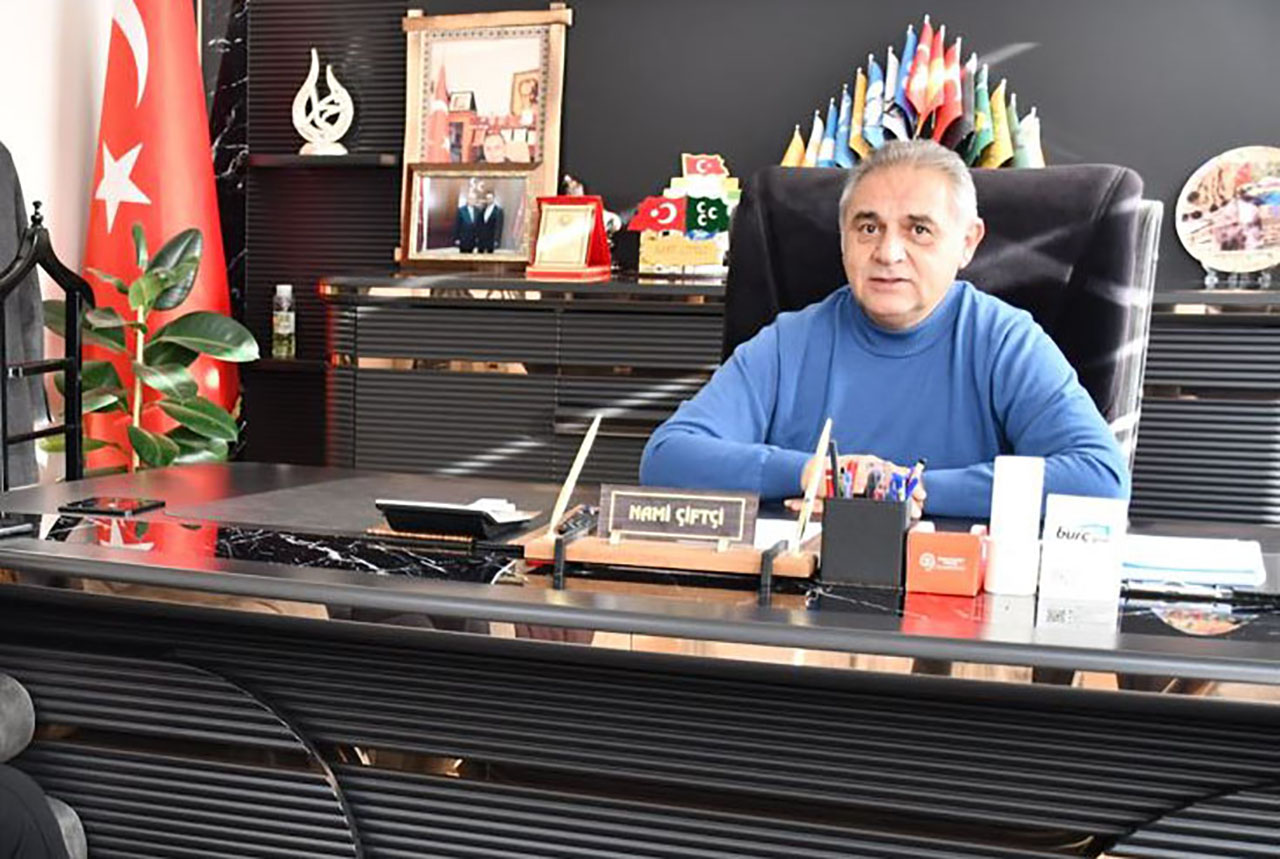 Her türlü zorluğa  göğüs geriyorlar