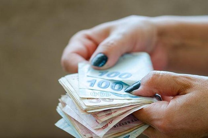 Yaşlı ve engelli aylıkları hesaplara yattı