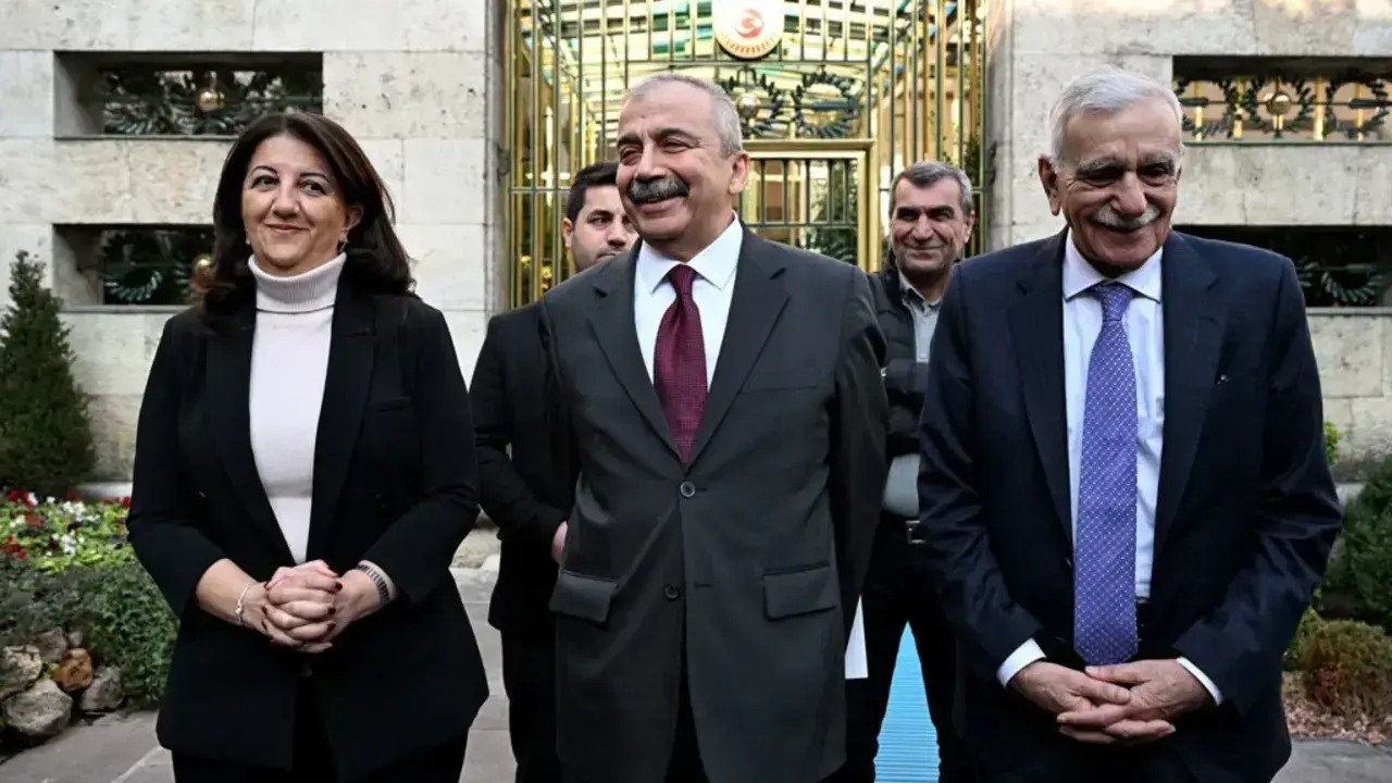 DEM'liler Adalet Bakanı'yla Öcalan'ın 