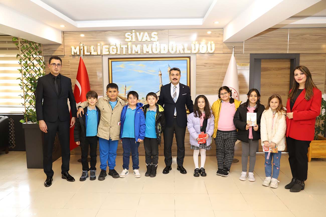 Öğrenciler şiir kitabı çıkardı