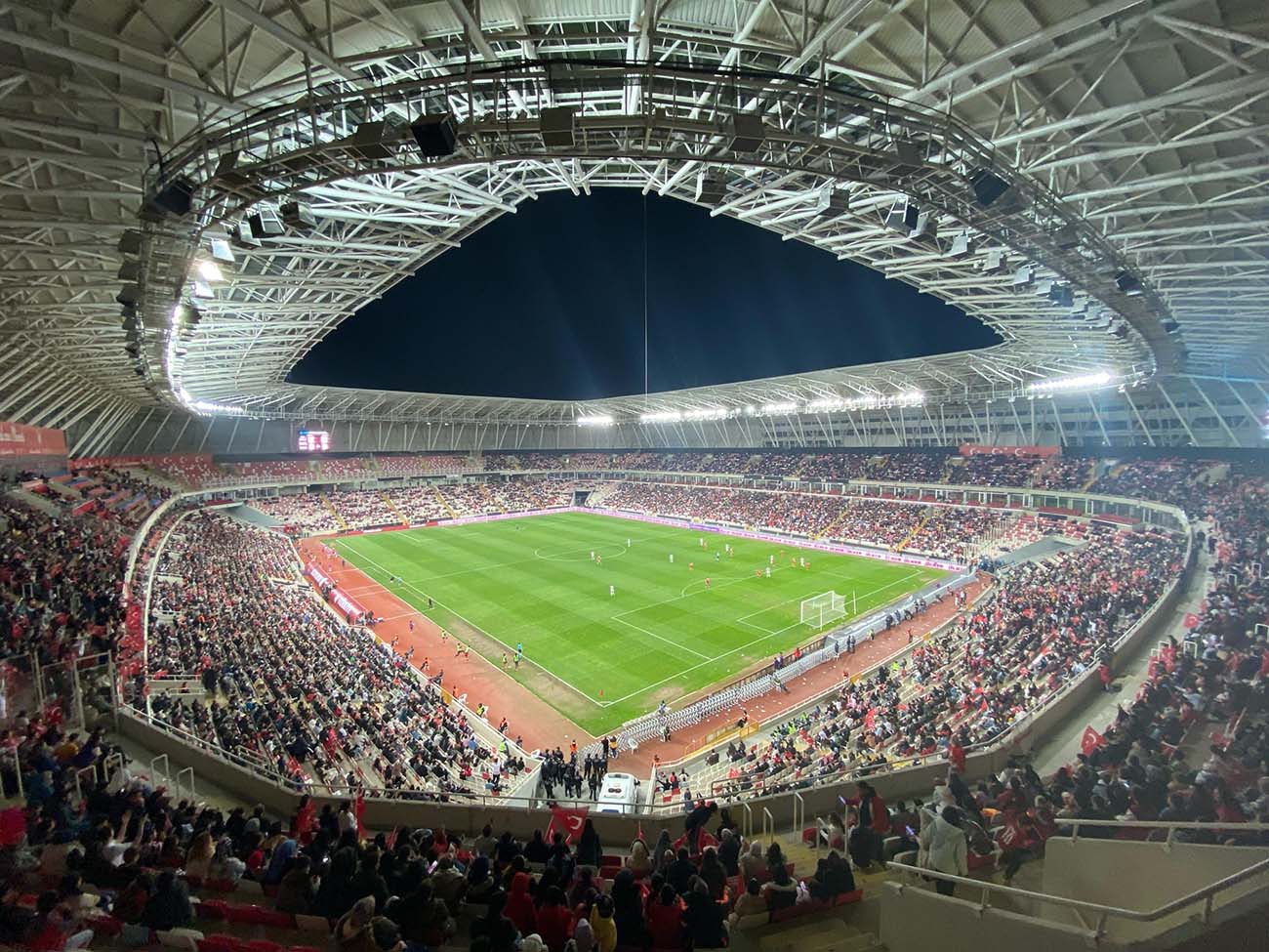 Sivas'ta Fener maçı öncesi stadyum kapıları saat kaçta açılacak? İşte yanıtı...