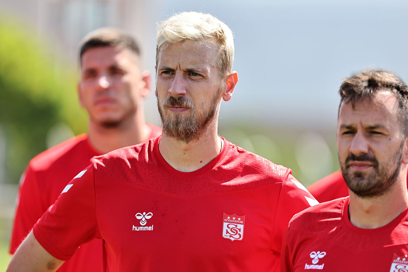 Sivassporlu Radakovic, Süper Lig'in lideri!