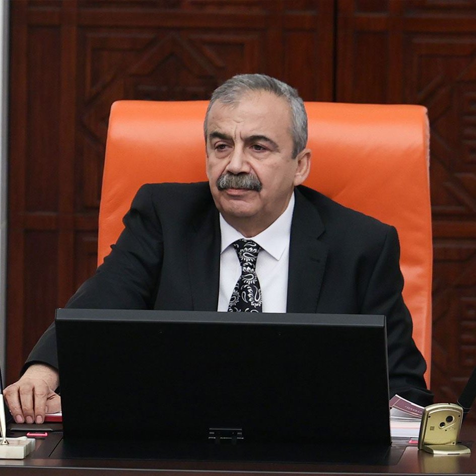 Sırrı Süreyya Önder, rahatsızlığını TBMM Genel Kurulu'nda anlatmıştı