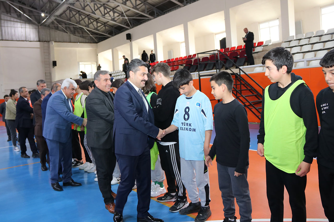 Gönüllerince  Eğlendiler