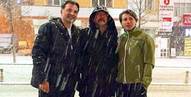 Karlar Düşer Üzerimize