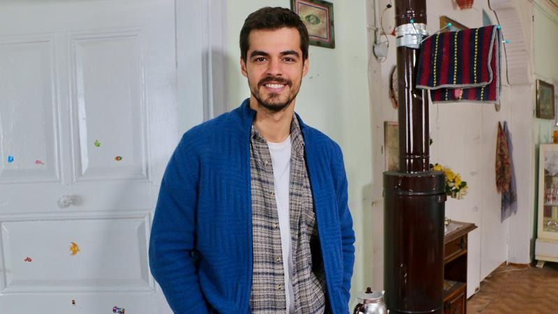 Berk Atan trafik kazası geçirdi! Durumu kritik!