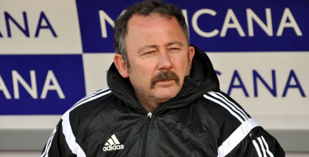 Uçağı Kaçırdım Diyor, Antrenmana Gelmiyor