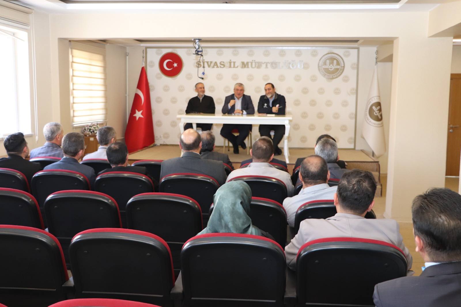 Sivas'ta din görevlileri bilgilendirildi