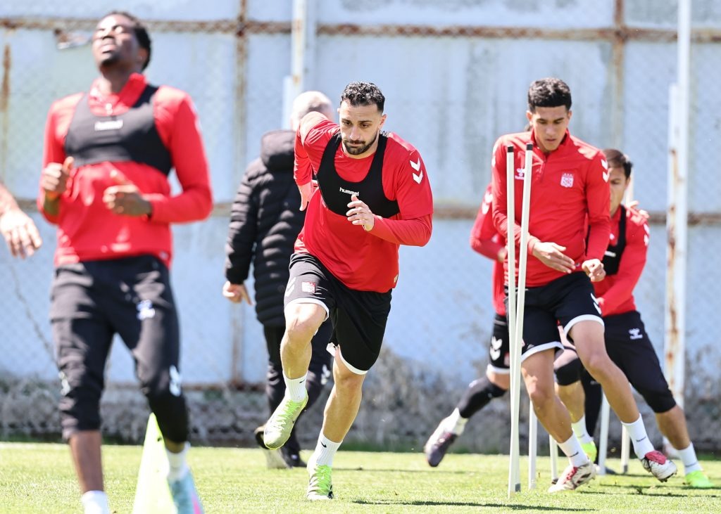 Sivasspor'da Antalya hazırlıkları sürüyor!